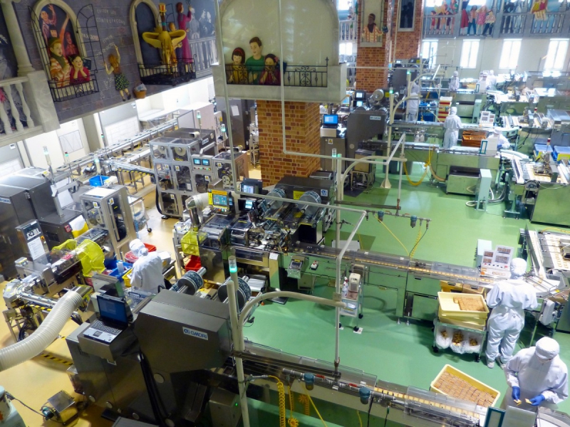 chocolaterie-BESSE SUR ISSOLE-min_japan_sapporo_chocolate_factory_label_packaging_cookie_machine_operators-961509